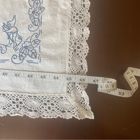 Vintage German Embroidered Lace Tablecloth - Picture 12 of 15